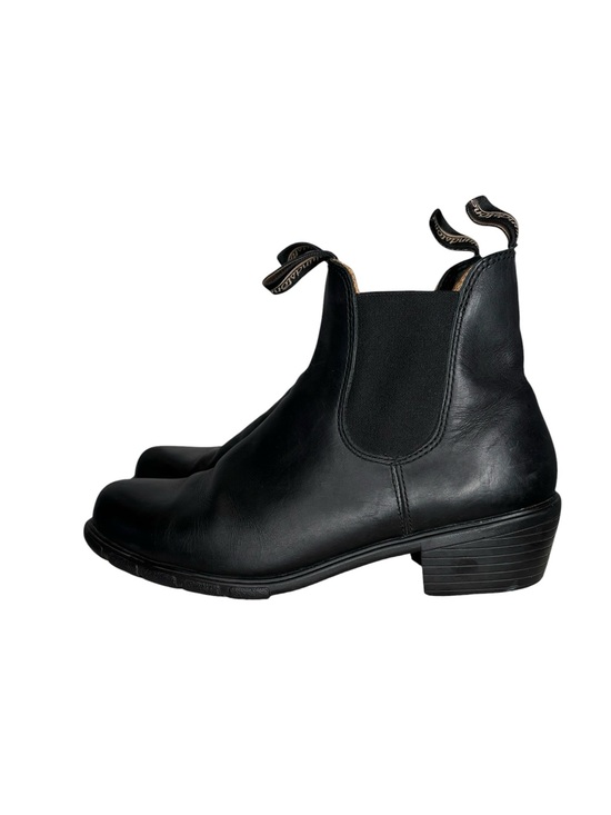 Blundstone Shoes - Blundstone Black Leather Aussie Chelsea Ankle Boot women’s  10